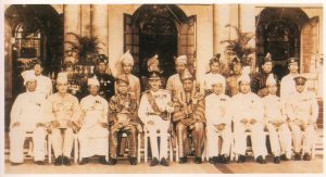 Raja-Raja Melayu merupakan tonggak kepada agama Islam dan bangsa Melayu. Kita seharusnya bersyukur kerana masih mempunyai Raja-Raja yang menjadi lambang kedaulatan negara